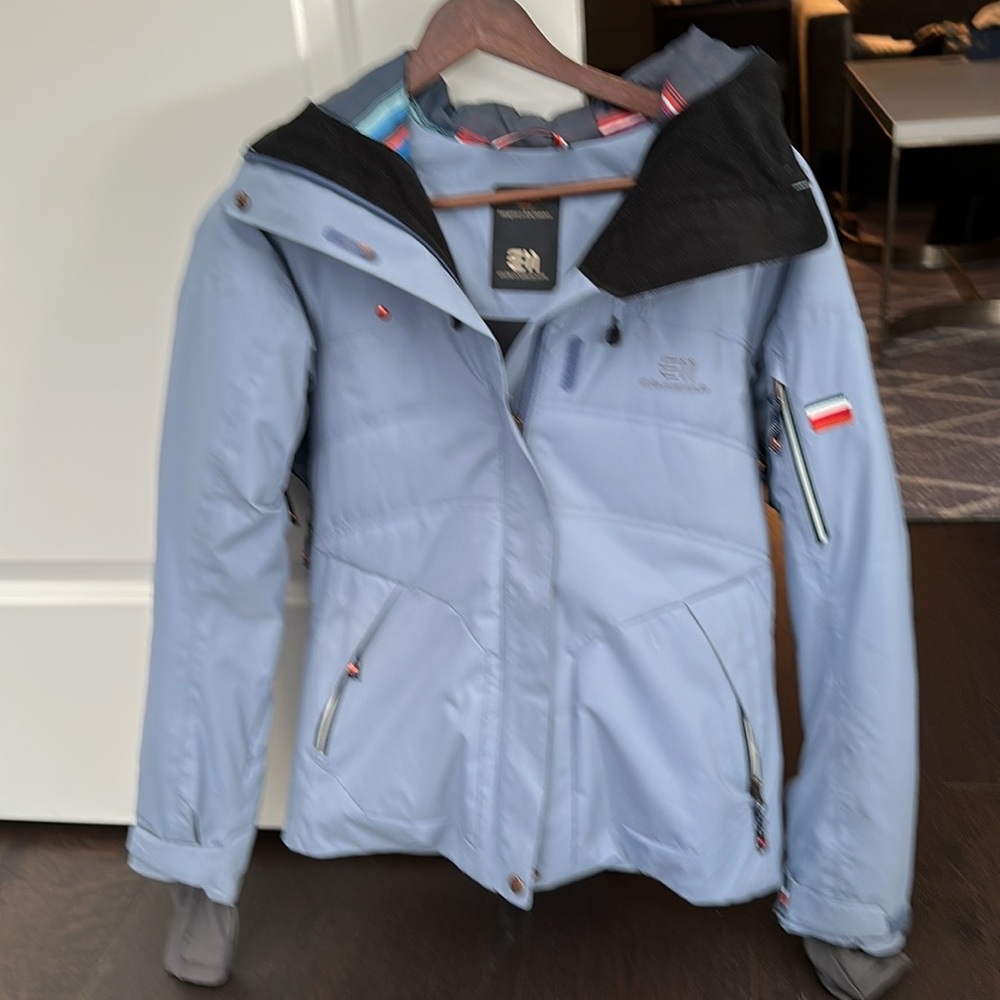 State of Elevenate Women’s Ski Jacket, xsmall, Gortex shell with down filled.